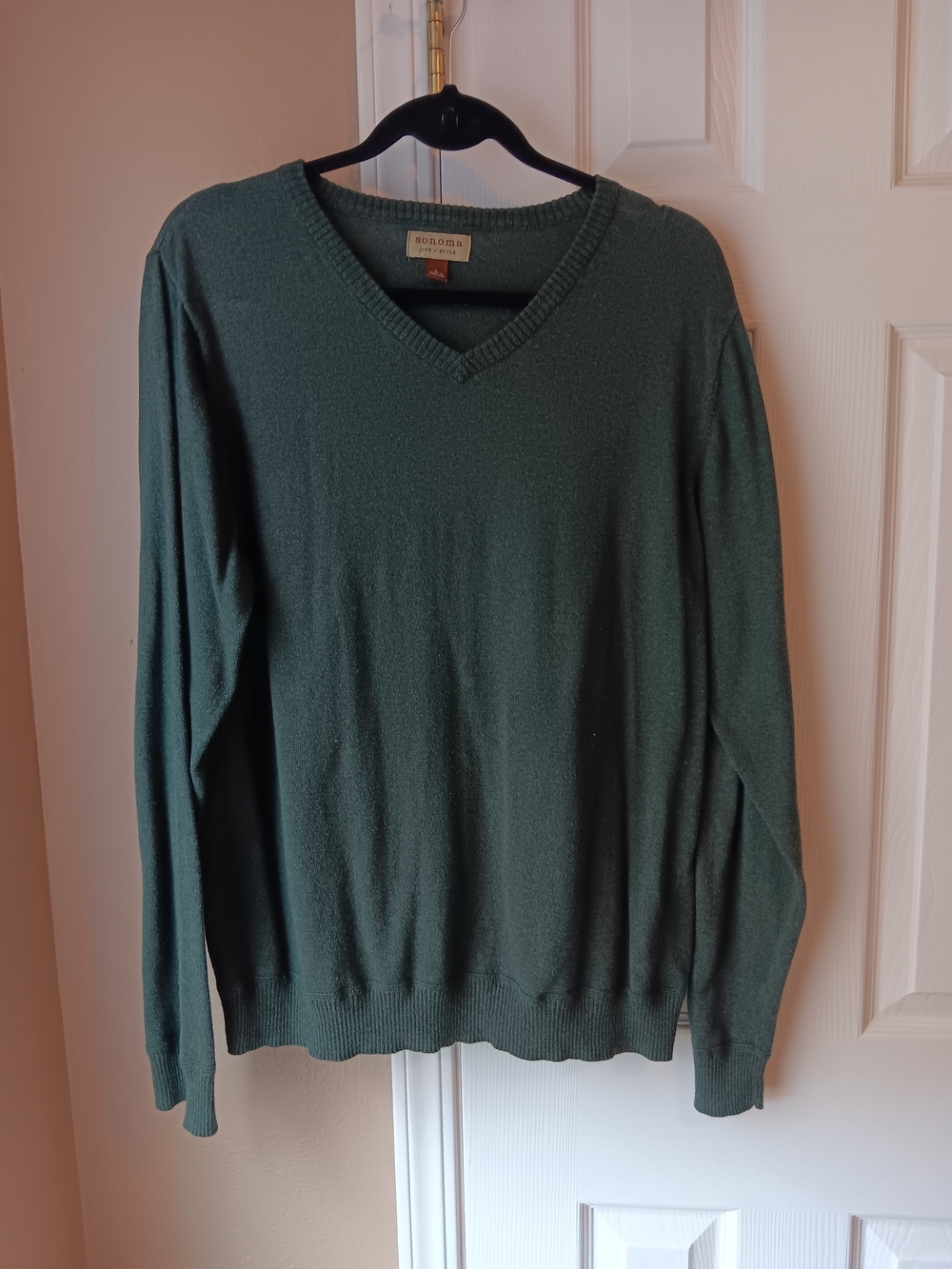 Sonoma Men's Dark Green V-Neck Sweater